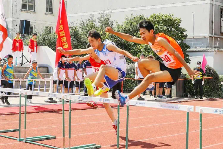 学校建个乒乓球台